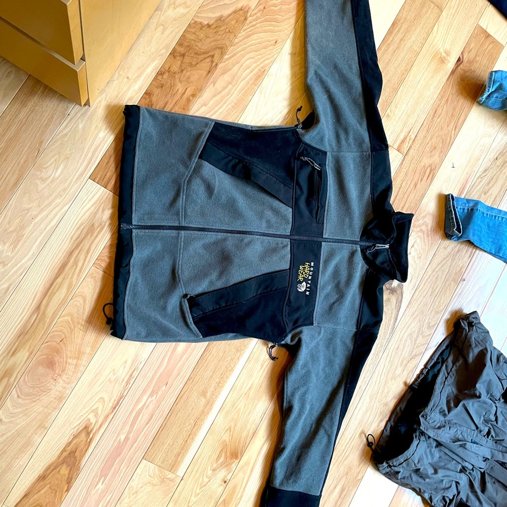 Mountain hardware shell and windbreaker jacket